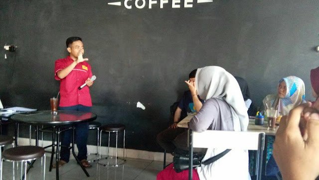Pemateri Teknis Mudah Berkarya Ilmiah di Kota Parepare